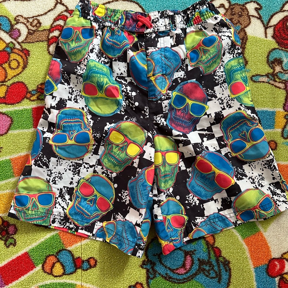 🐠2/$10🐠 Boys skull 💀 swim trunks 🩳